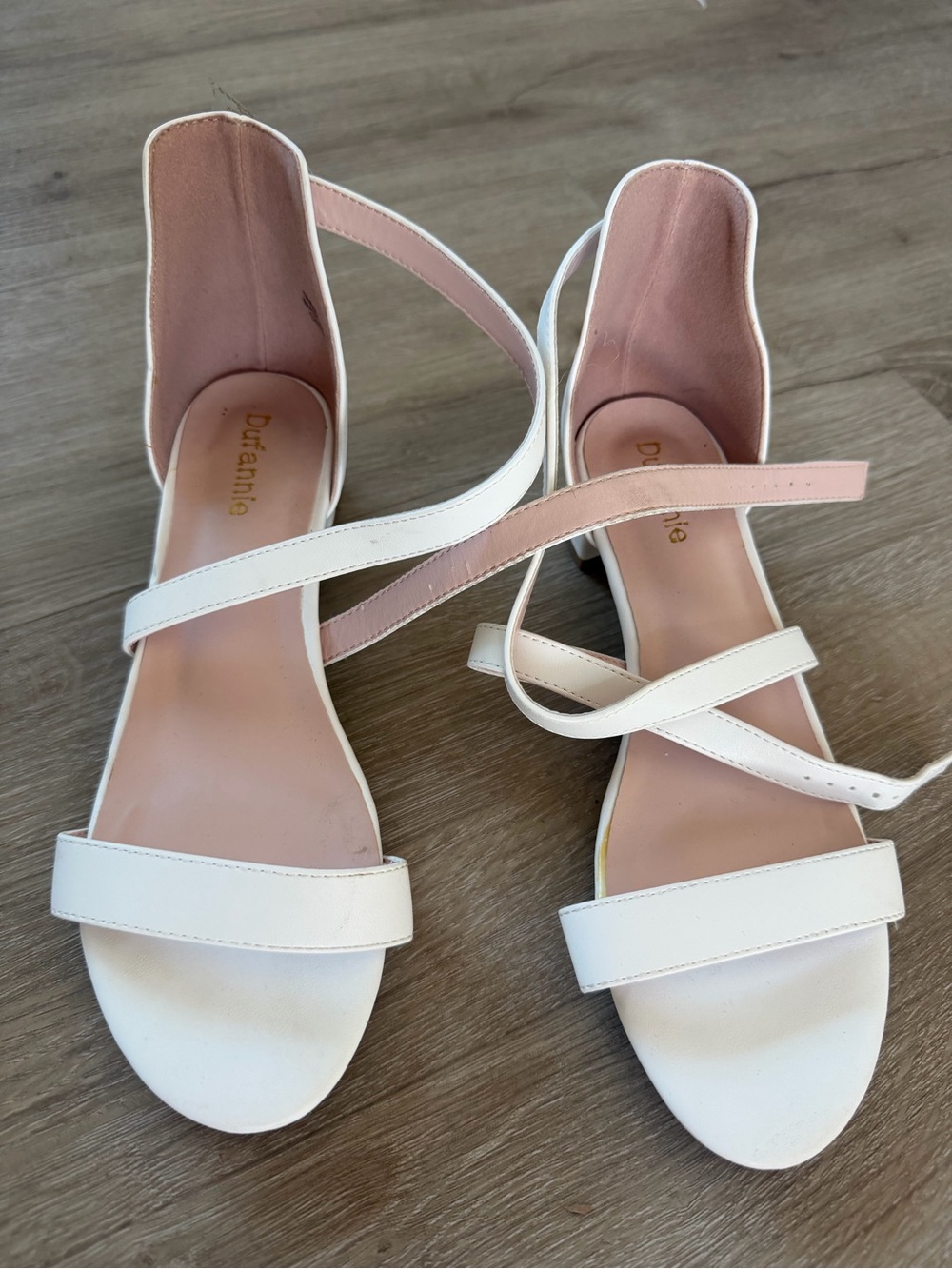Dufannie White Strappy Block Heel Sandals, girls size 5